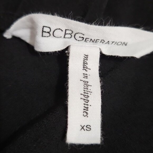 BCBGeneration Faux Wrap Skirt Shorts Romper Skort Size XS Black Party Casual - Picture 9 of 10